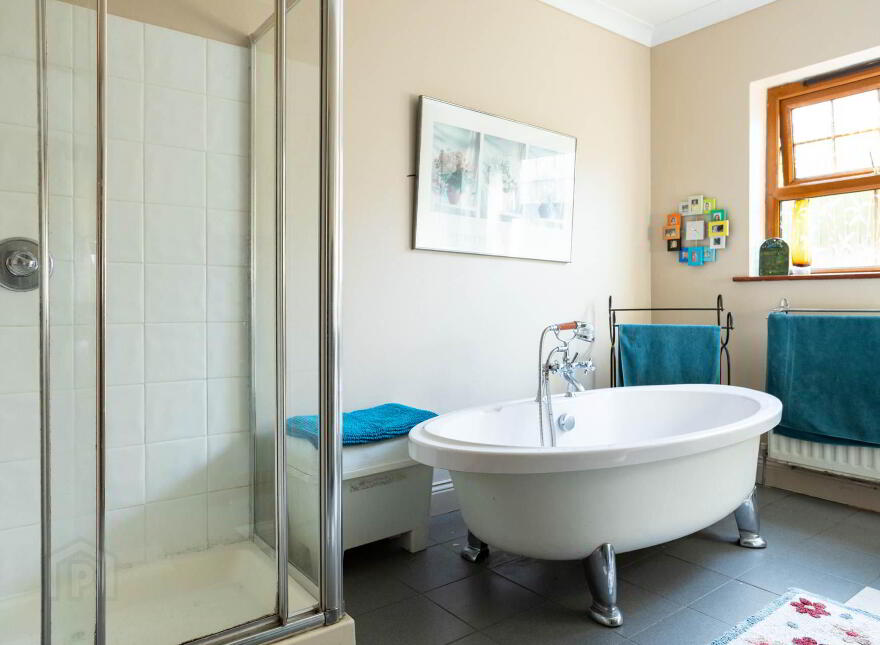 Drombeg, Glandore, P81YD91