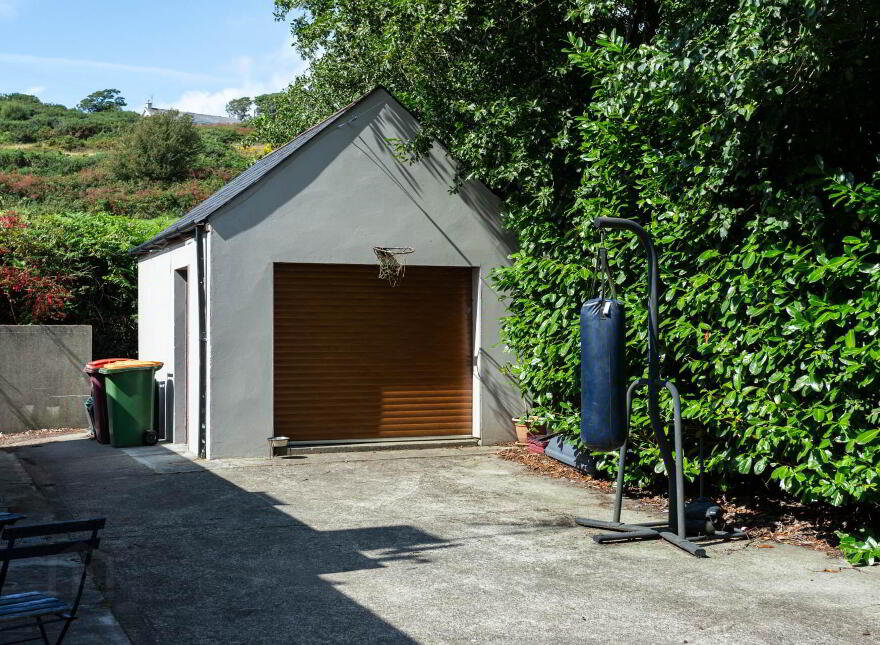 Drombeg, Glandore, P81YD91