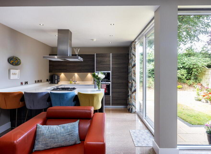 18 Lacefield, Belfast, BT4 3PA