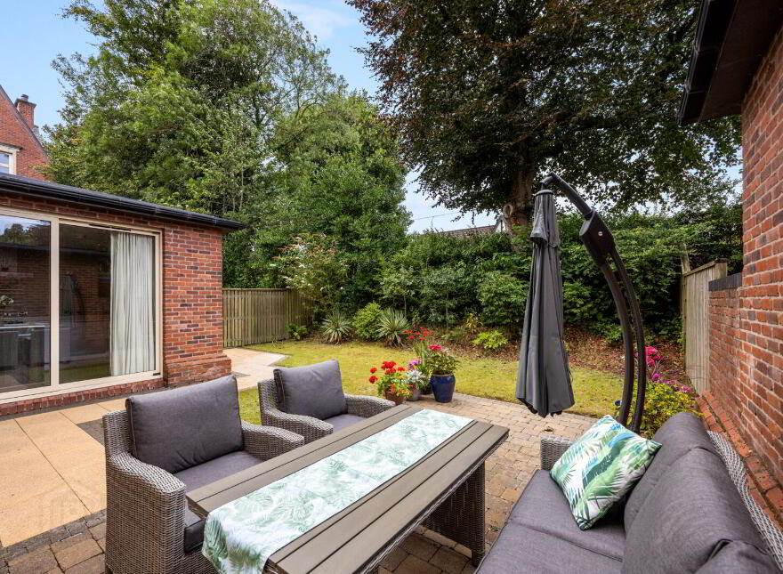 18 Lacefield, Belfast, BT4 3PA