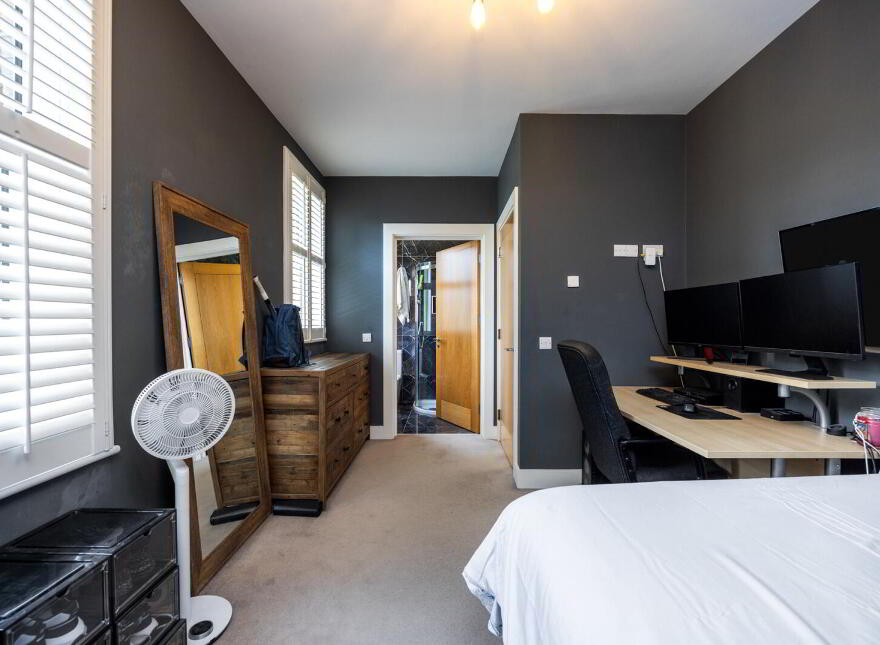 18 Lacefield, Belfast, BT4 3PA