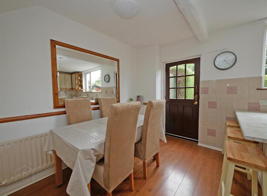 214 Belvoir Drive, Belvoir Park, Belfast, BT8 7RR