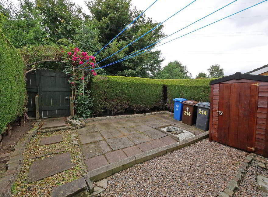 214 Belvoir Drive, Belvoir Park, Belfast, BT8 7RR