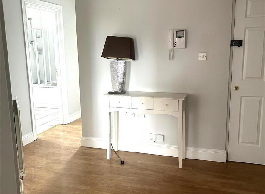 4d The Demesne, Hillsborough Road, Carryduff, BT8 8GW