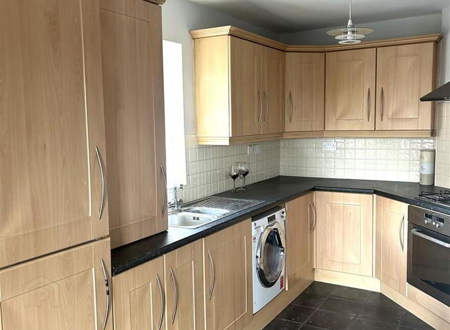 4d The Demesne, Hillsborough Road, Carryduff, BT8 8GW