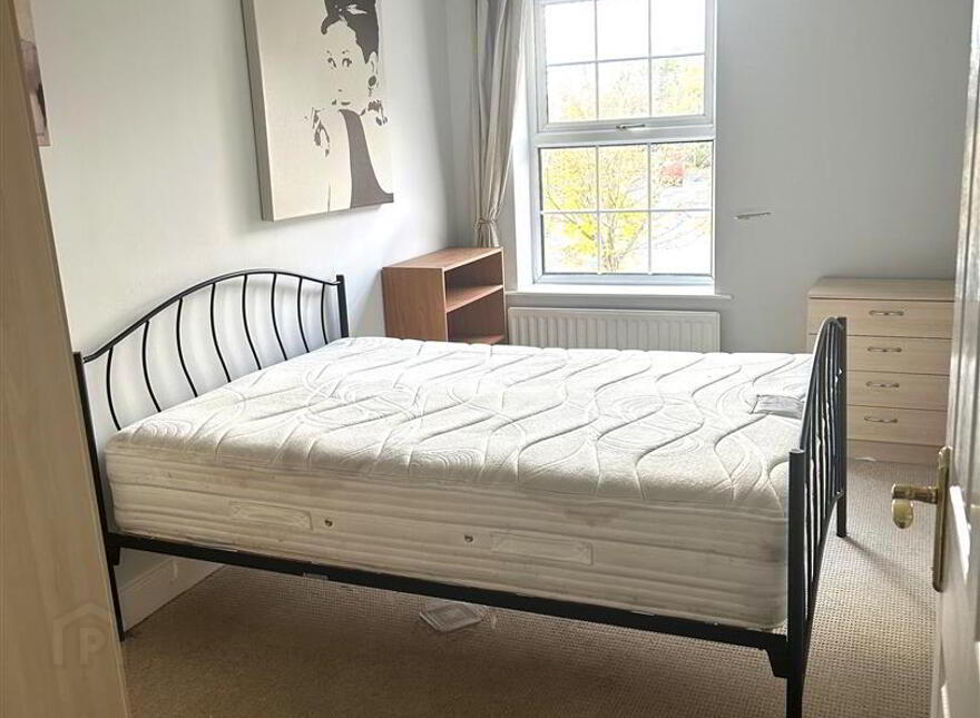 4d The Demesne, Hillsborough Road, Carryduff, BT8 8GW