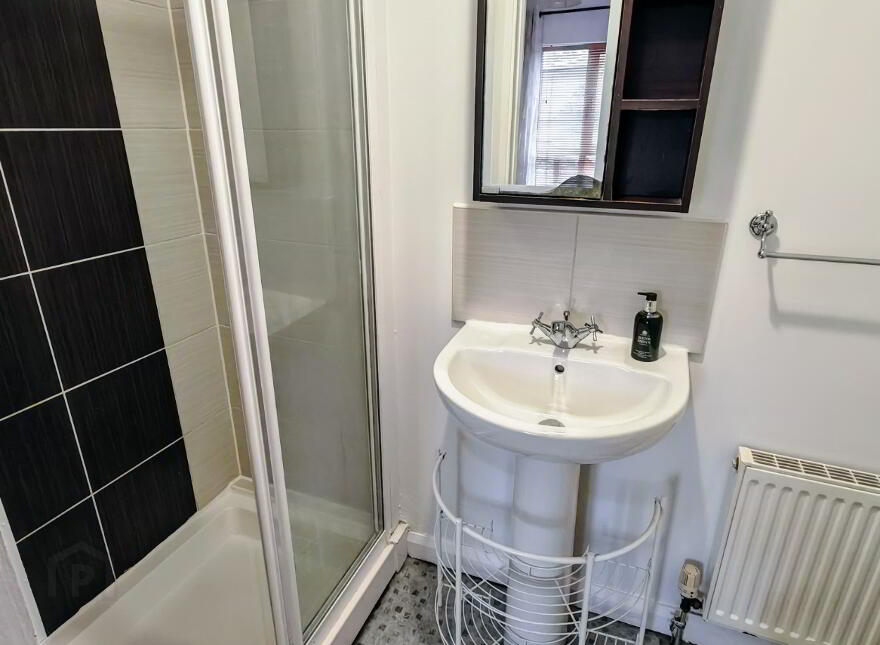 16 Maldon Court, Belfast, BT12 6GY
