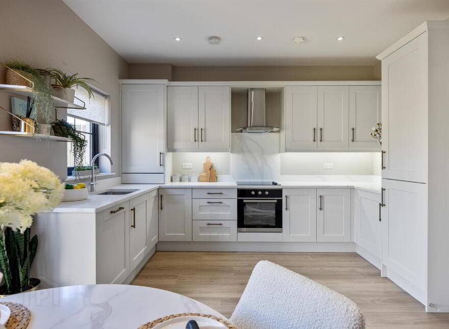66c South Street, Newtownards, BT23 4EP