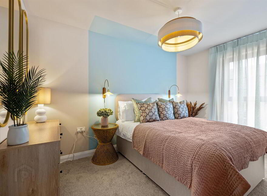 66c South Street, Newtownards, BT23 4EP
