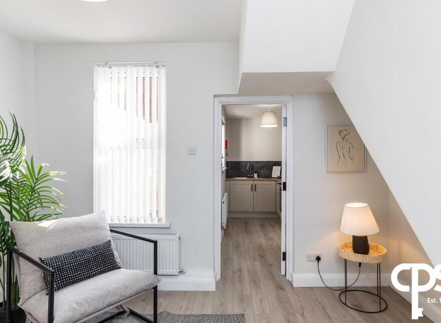 25 Cairo Street, Belfast, BT7 1QS