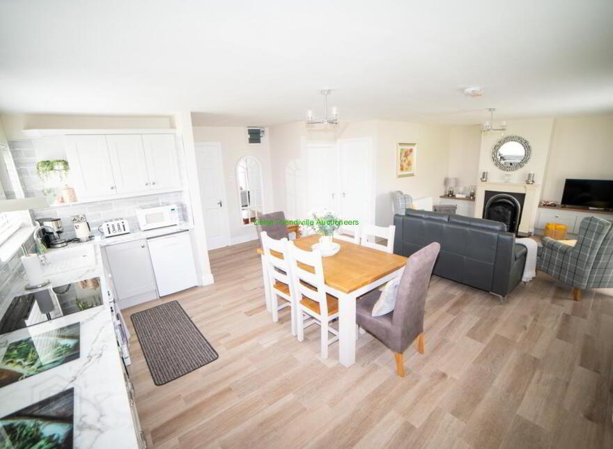 28 Ballybunion Holiday Cottages, Ballybunion, 28, Ballybunion Holiday Cottages, V31E242