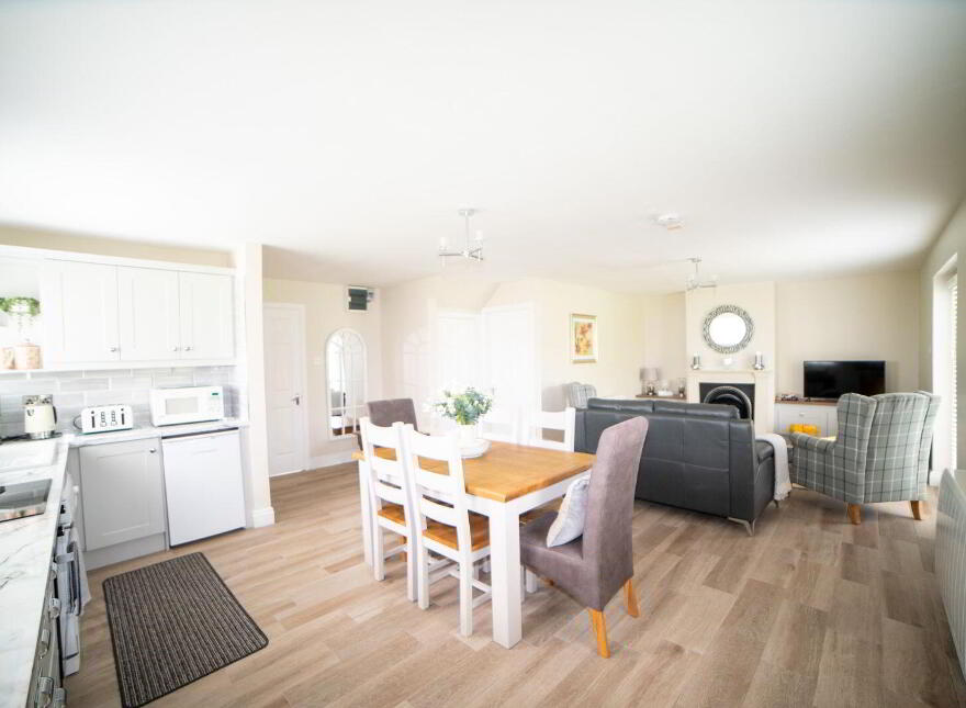 28 Ballybunion Holiday Cottages, East End, Ballybunion, V31E242
