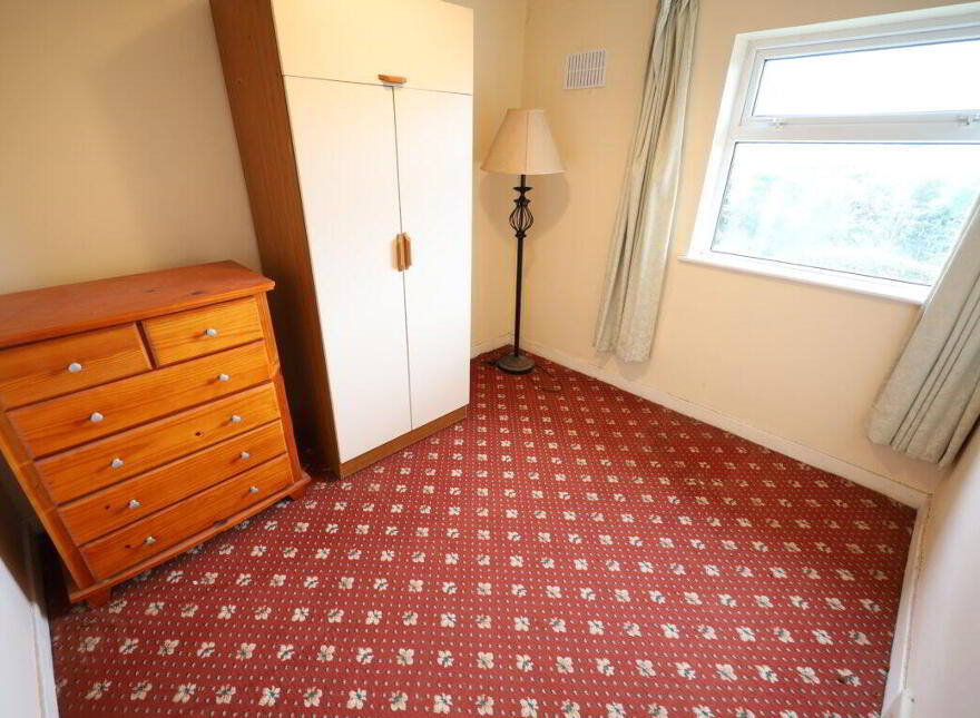 11 Priests Avenue, Ringaskiddy, P43W896