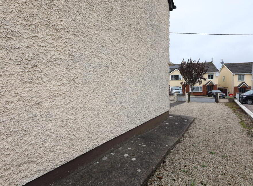 11 Priests Avenue, Ringaskiddy, P43W896