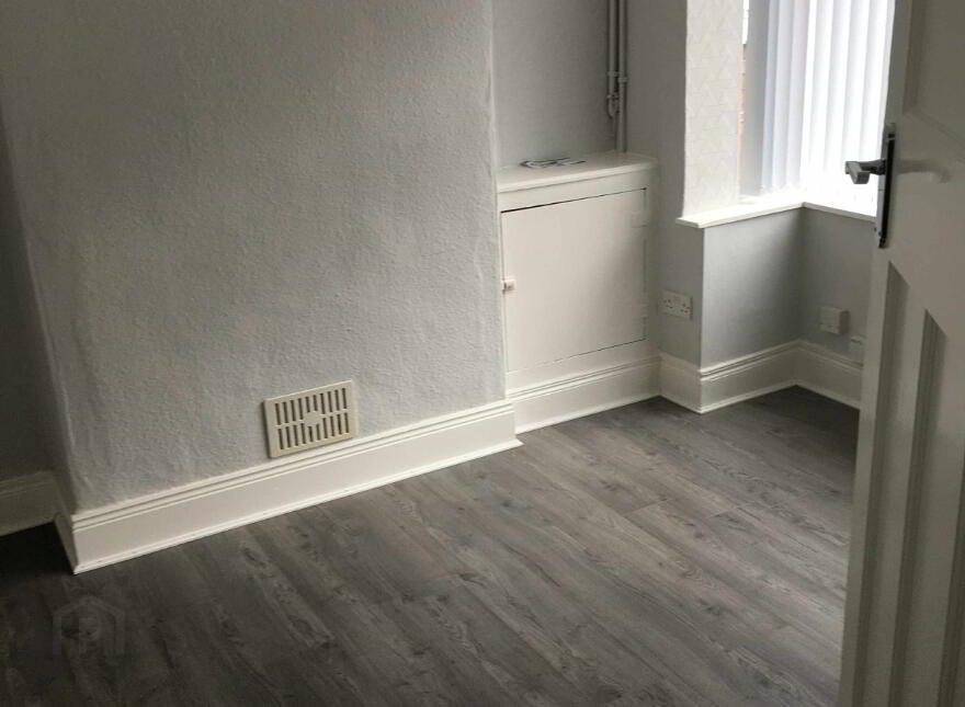 Meadowbank Place, Belfast, BT9 7FE