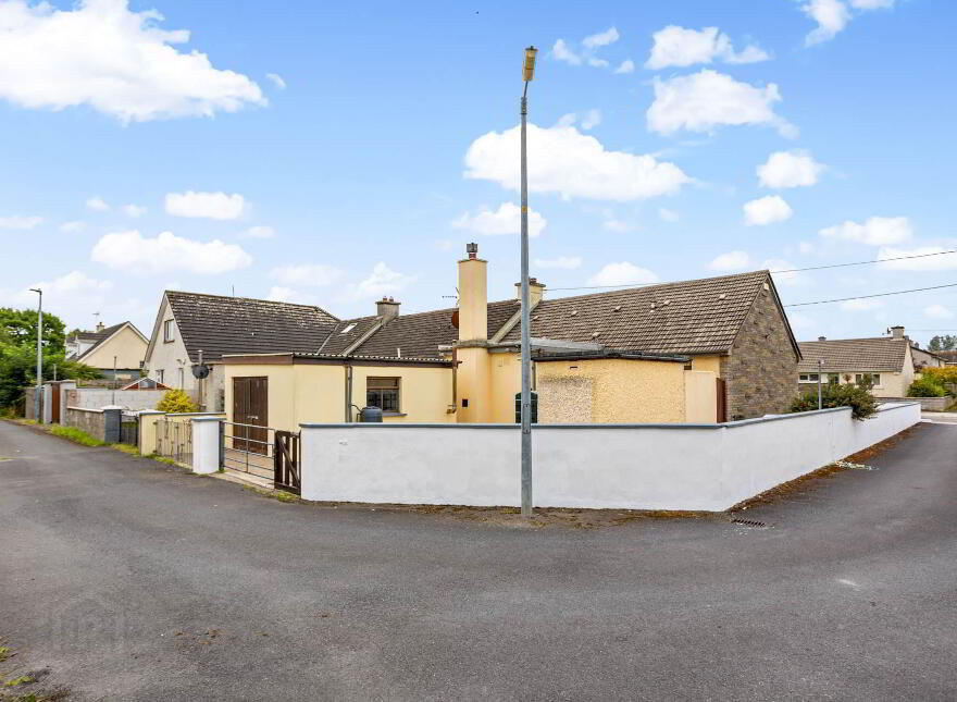 740 Old Greenfield, Maynooth, W23P3K7