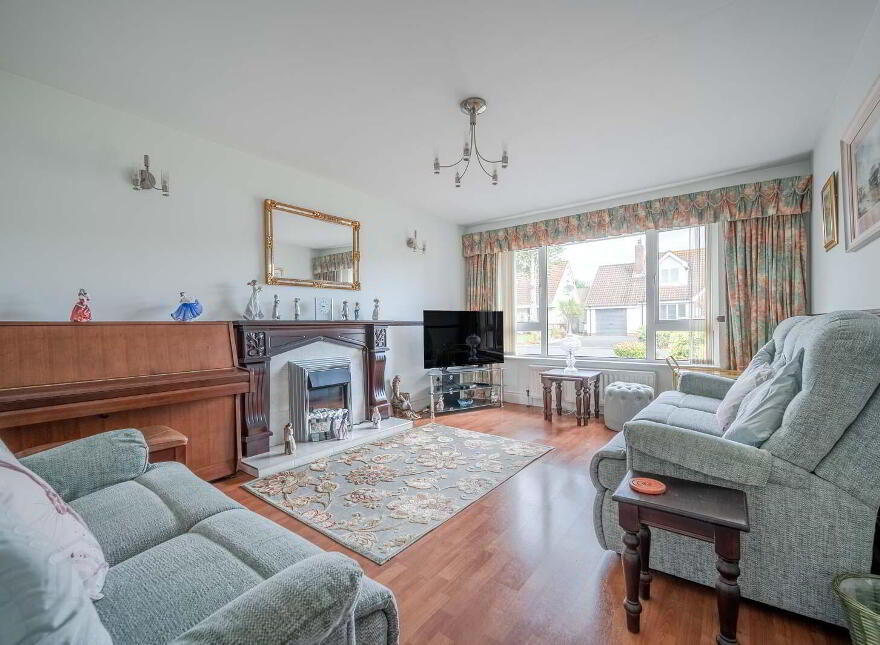 2 Shingle Bay, Donaghadee, BT21 0EL