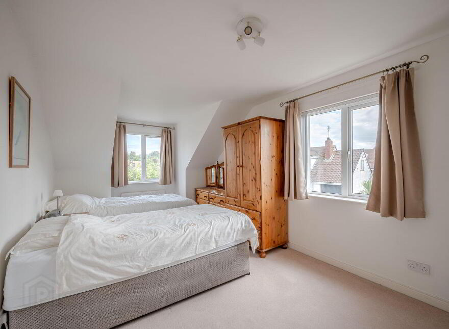 2 Shingle Bay, Donaghadee, BT21 0EL