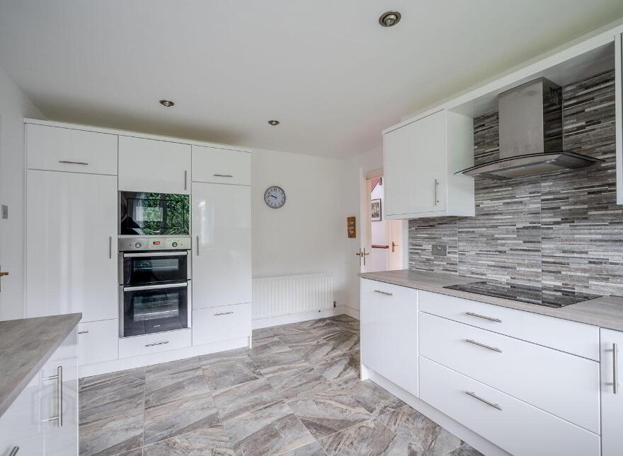 2 Shingle Bay, Donaghadee, BT21 0EL