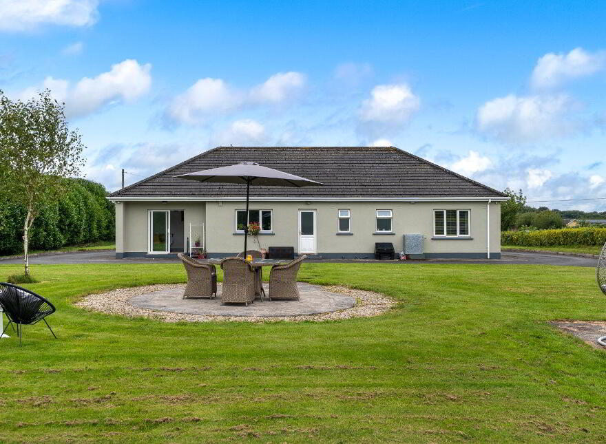 Kilmucklin, Clara, R35TX37