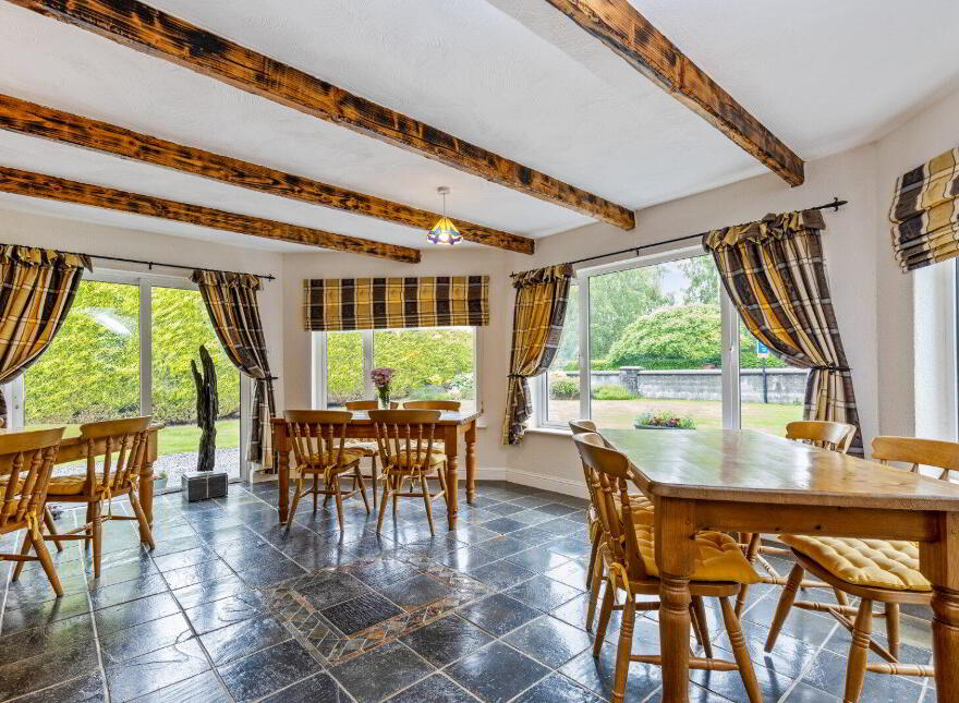 Orchard Grove, Wells, Royal Oak, R21RC58