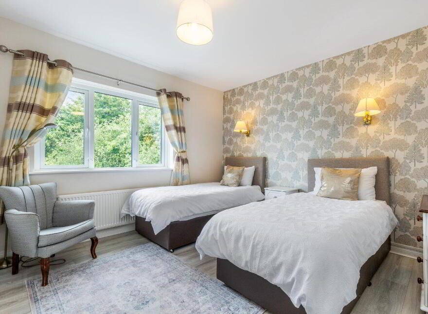 Orchard Grove, Wells, Royal Oak, R21RC58