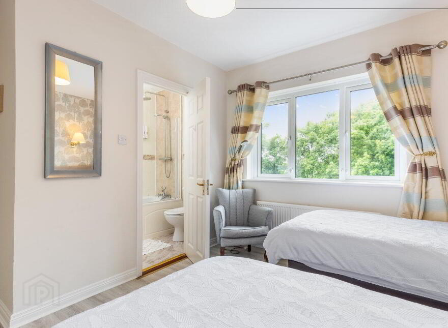 Orchard Grove, Wells, Royal Oak, R21RC58