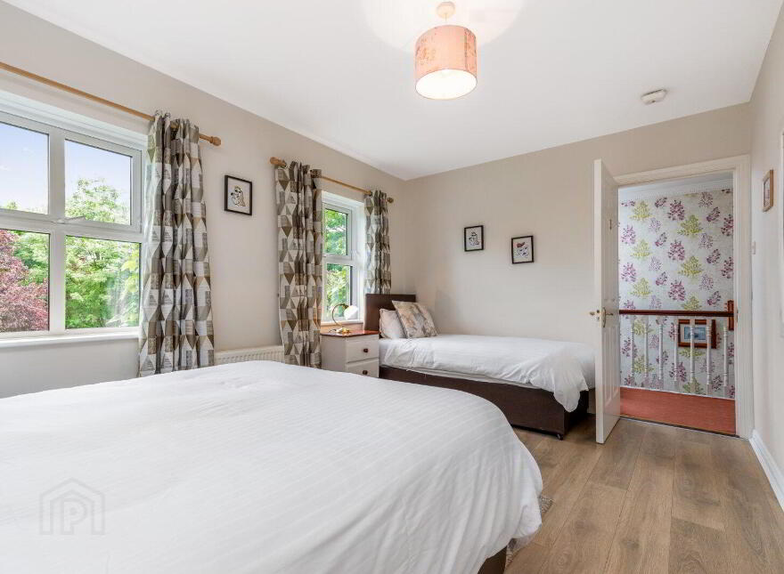 Orchard Grove, Wells, Royal Oak, R21RC58