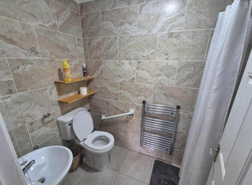 15 The Pines, Beaufort Place, Navan, C15X7P1