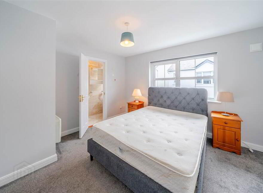 3 Monument View, Westport, F28FK84