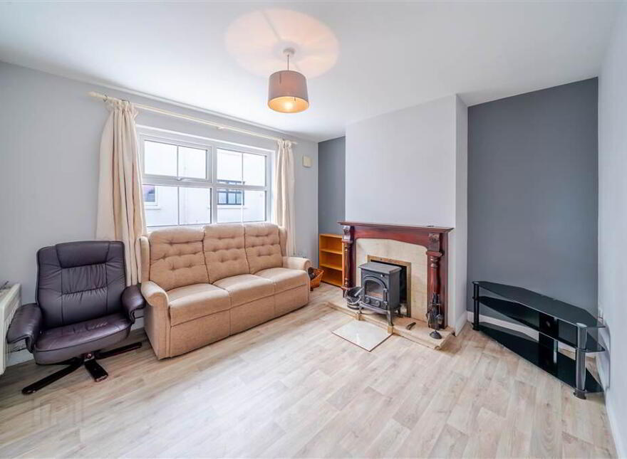 3 Monument View, Westport, F28FK84