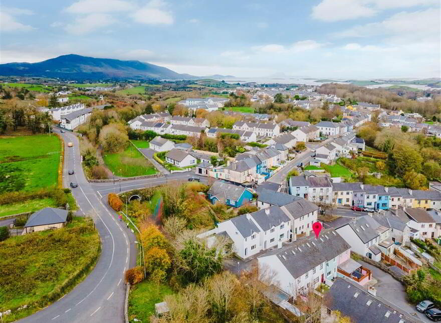 3 Monument View, Westport, F28FK84