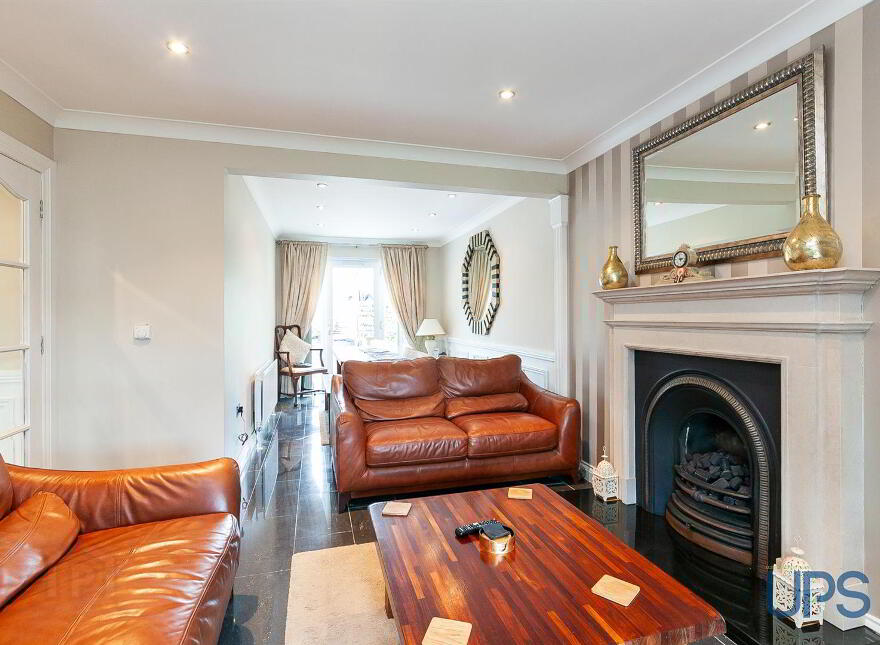 5 Lagmore View Crescent, Stewartstown Road, Belfast, BT17 0FS