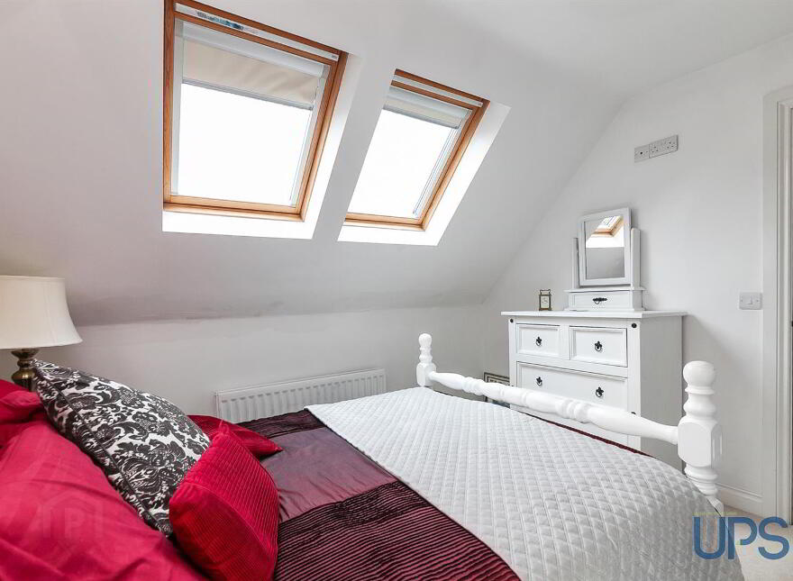 5 Lagmore View Crescent, Stewartstown Road, Belfast, BT17 0FS