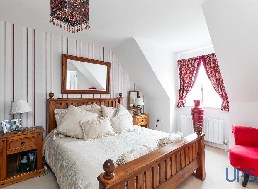 5 Lagmore View Crescent, Stewartstown Road, Belfast, BT17 0FS