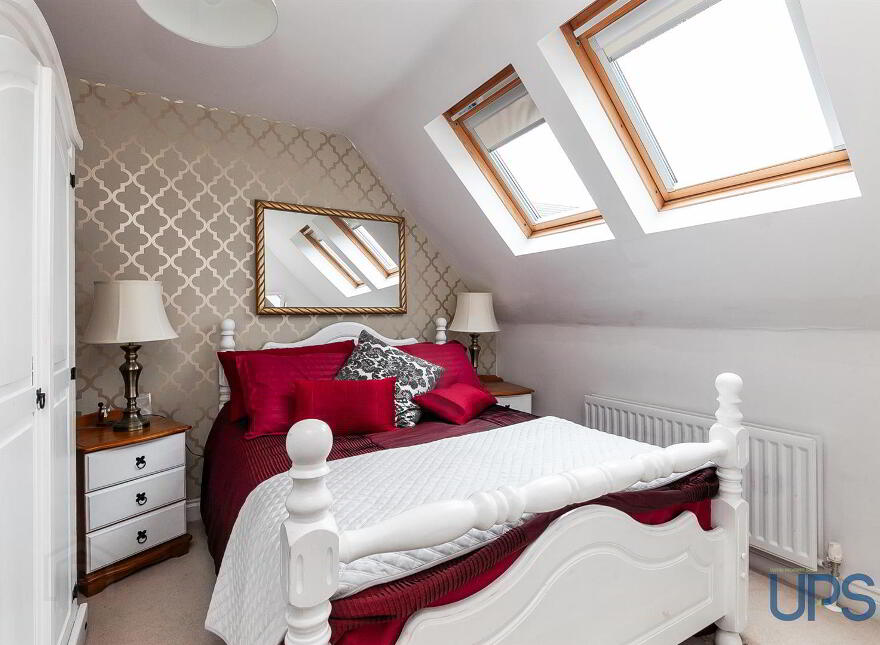5 Lagmore View Crescent, Stewartstown Road, Belfast, BT17 0FS
