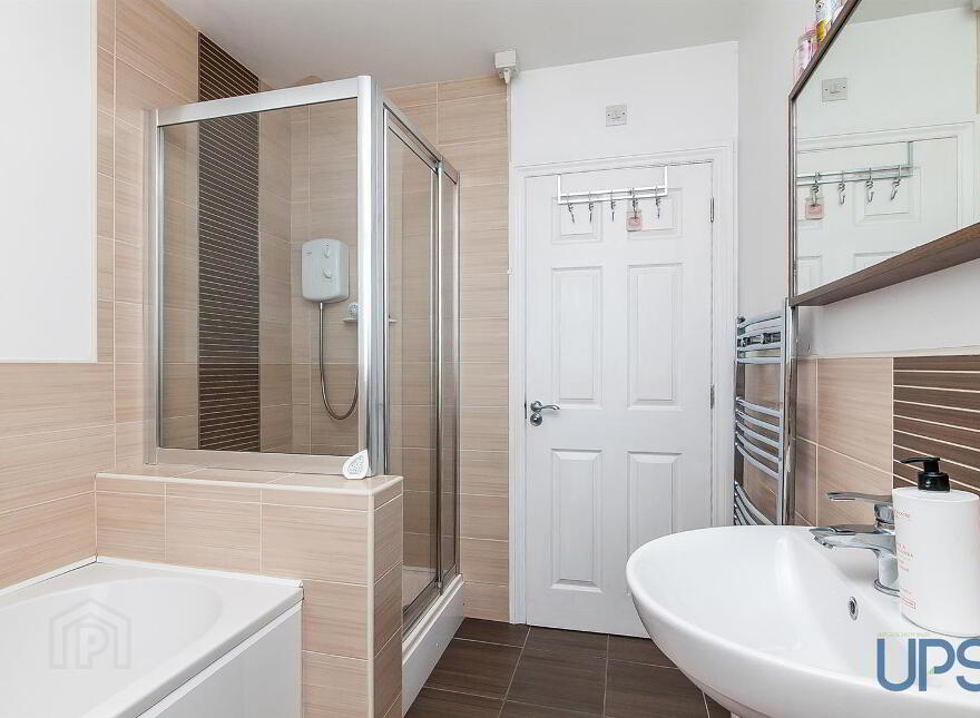 10 Lagmore View Way, Stewartstown Road, Dunmurry, Belfast, BT17 0FP