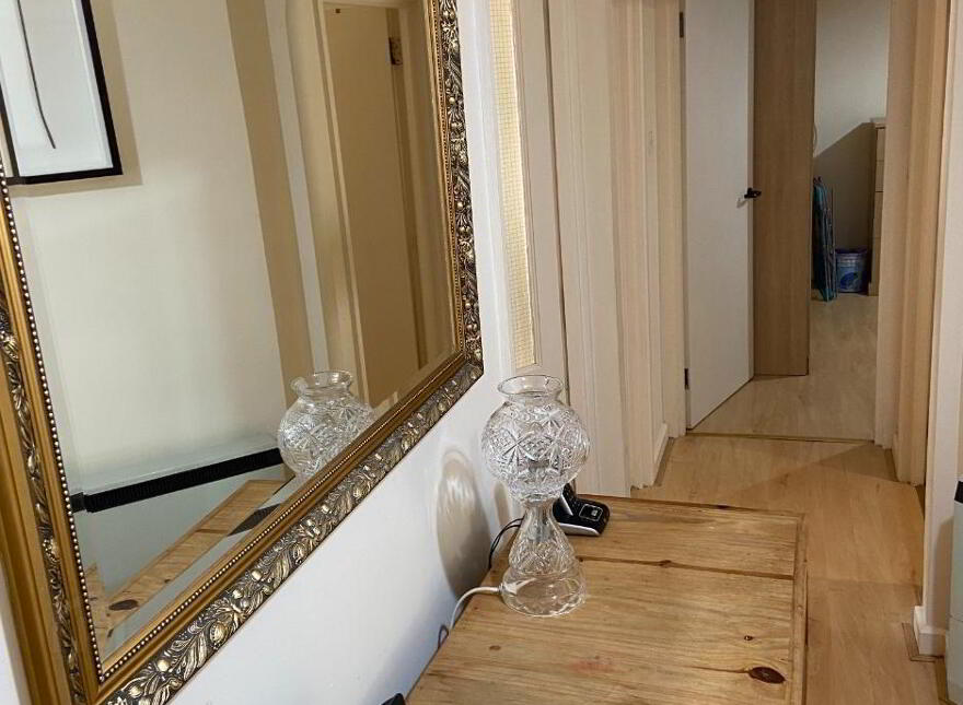 Stranmillis Mews, Belfast, BT9 5DG