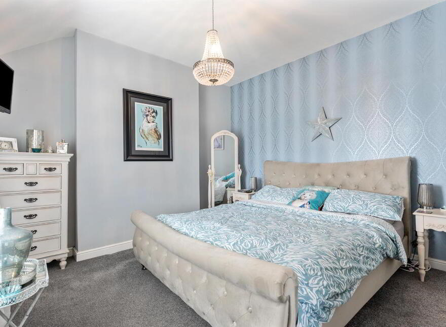 231 Ballygomartin Road, Belfast, BT13 3NB