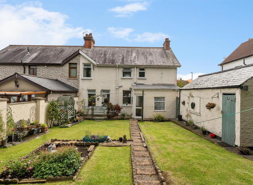 231 Ballygomartin Road, Belfast, BT13 3NB