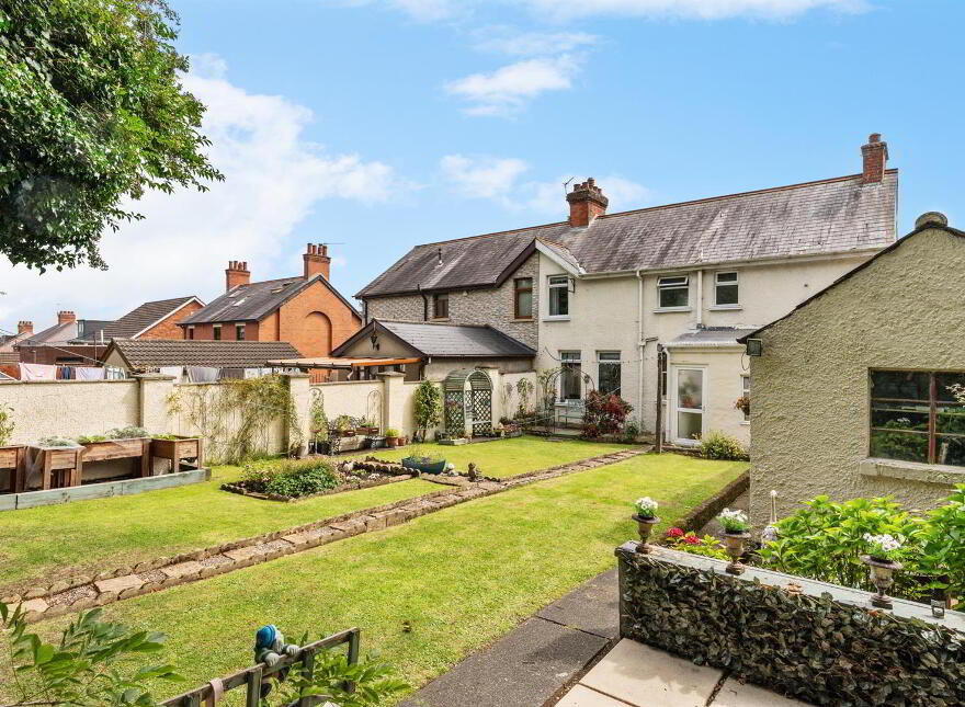 231 Ballygomartin Road, Belfast, BT13 3NB