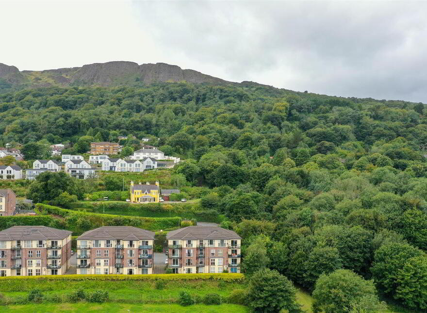 Apt 8, 1 Northview, Newtownabbey, BT36 7JL