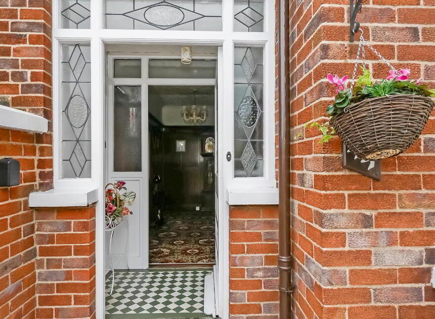 44 Cregagh Park, Upper Knockbreda Road, Belfast, BT6 9LF