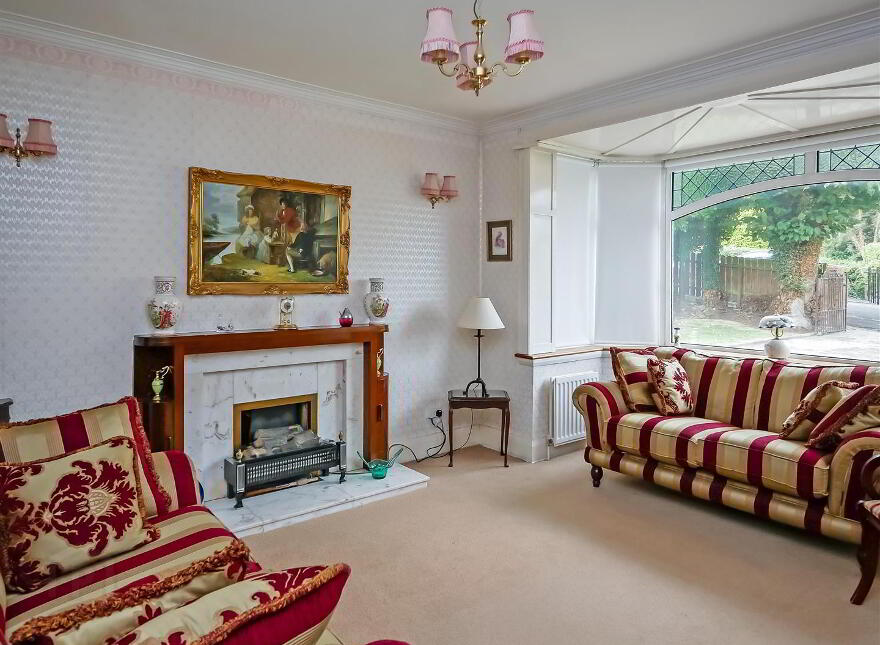 44 Cregagh Park, Upper Knockbreda Road, Belfast, BT6 9LF