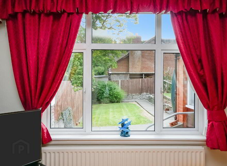 44 Cregagh Park, Upper Knockbreda Road, Belfast, BT6 9LF