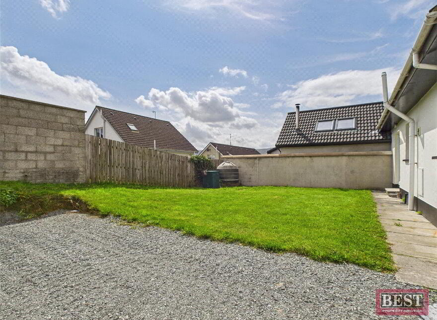 41 Ardfield Crescent, Warrenpoint, Newry, BT34 3TY