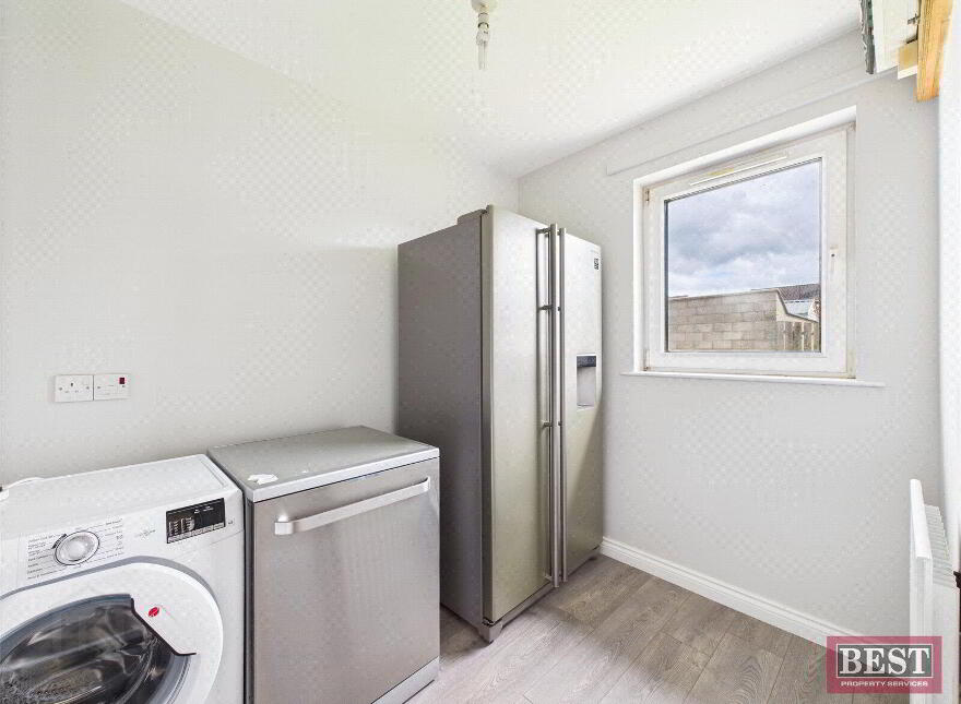 41 Ardfield Crescent, Warrenpoint, Newry, BT34 3TY
