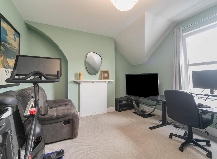 26 Sydenham Drive, Belfast, BT4 2AX