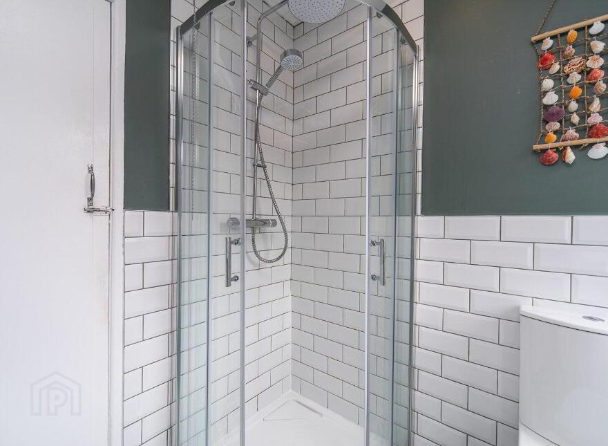 26 Sydenham Drive, Belfast, BT4 2AX