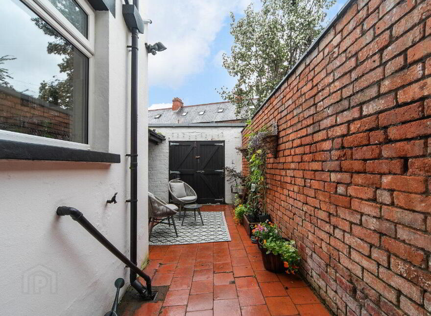 26 Sydenham Drive, Belfast, BT4 2AX